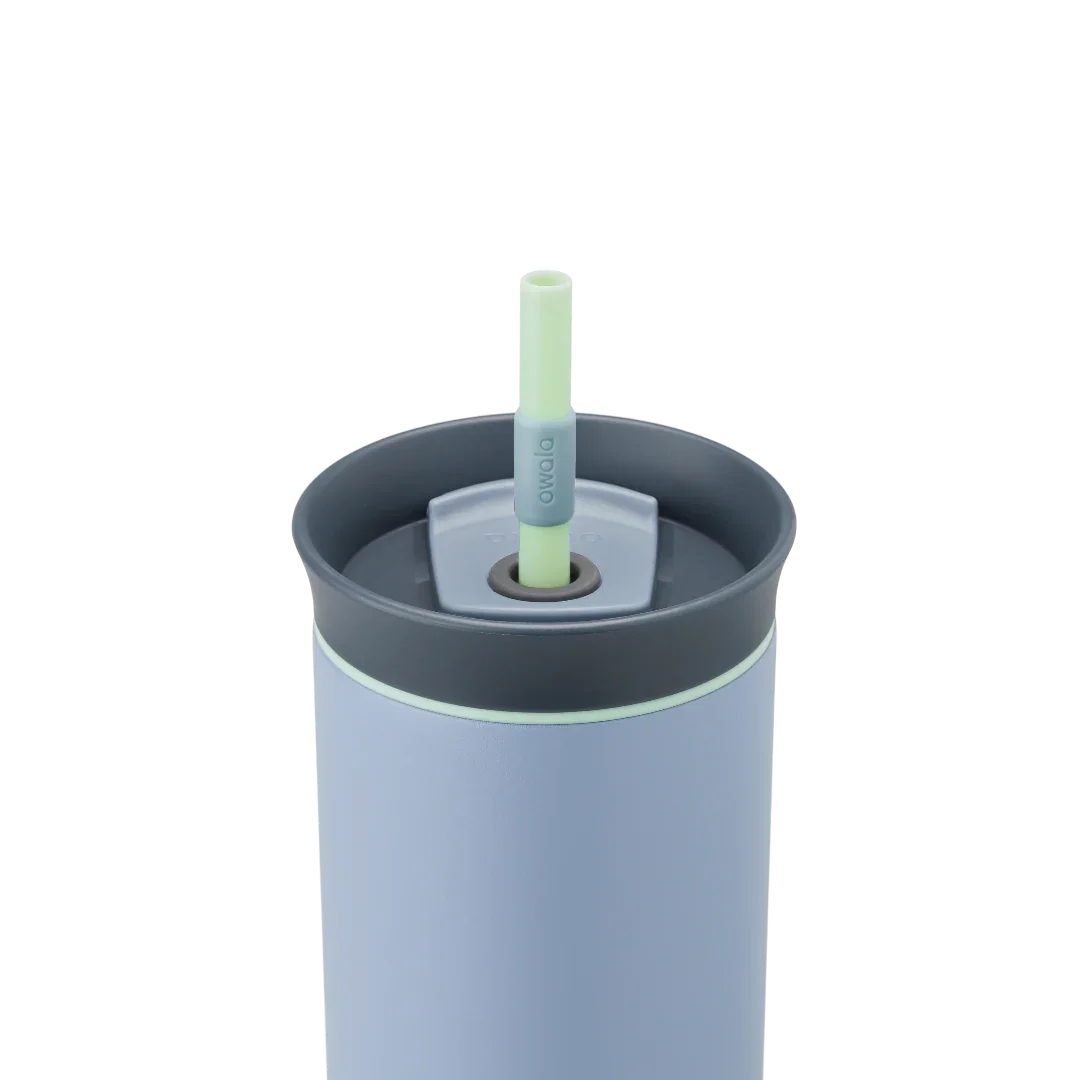 Owala tumbler with removable straw 710ml light blue base with dark lid cluse up shot of lid