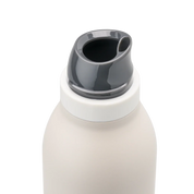 Owala beige freesip twist bottle 710ml close up shot of freesip spout